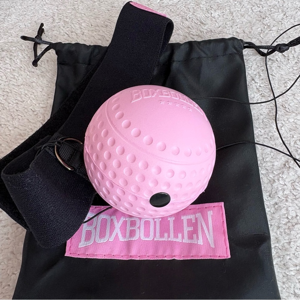 Boxbollen Pink and Black Workout Boxing Accessory Game - Picture 5 of 10